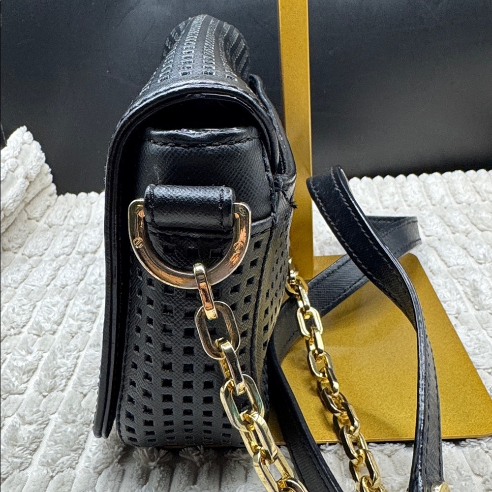 ❌SOLD❌Tory Burch Robinson Chain Small Crossbody Bag - Picture 6 of 11